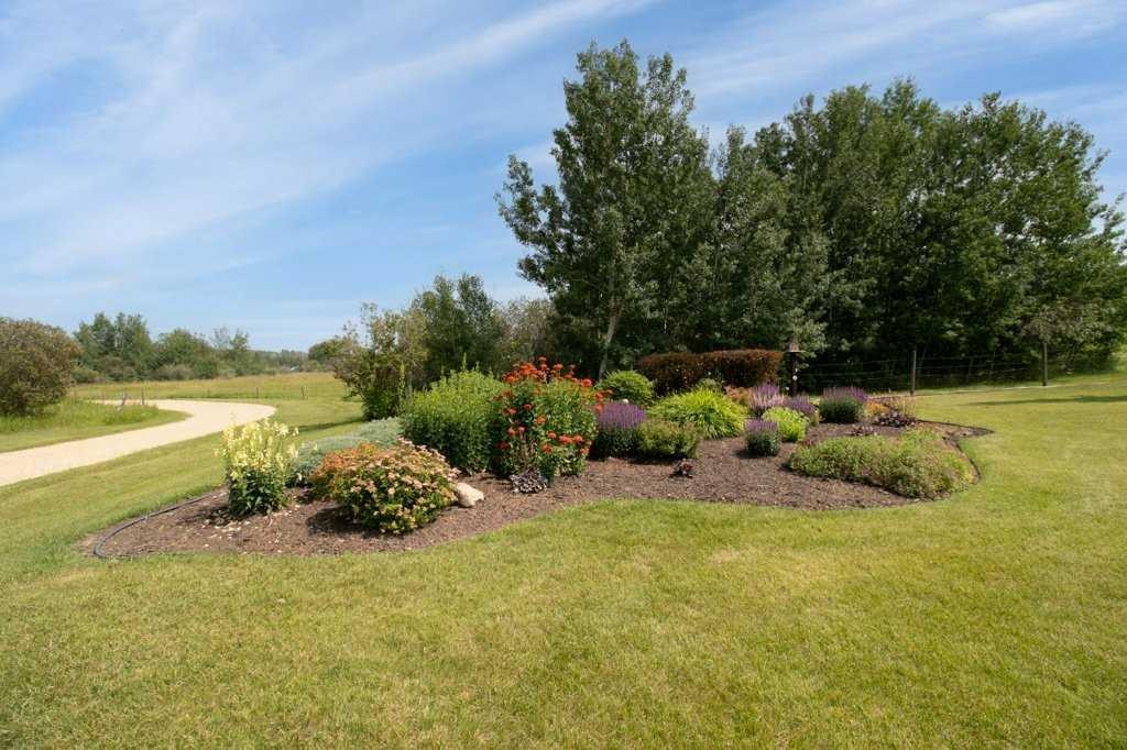 









1236


384

Township, 105,
Rural Red Deer County,




AB
T4E 0P1

