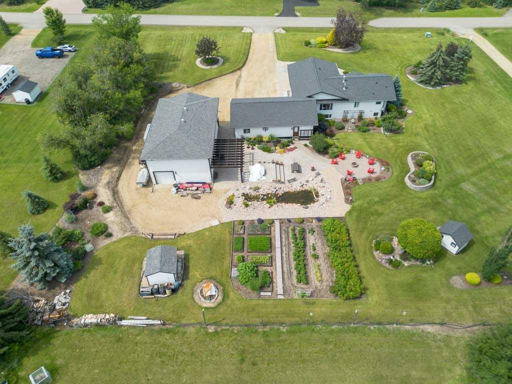 









1236


384

Township, 105,
Rural Red Deer County,




AB
T4E 0P1

