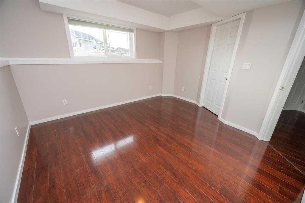 









60


Long

Close,
Red Deer,




AB
T4R3N8

