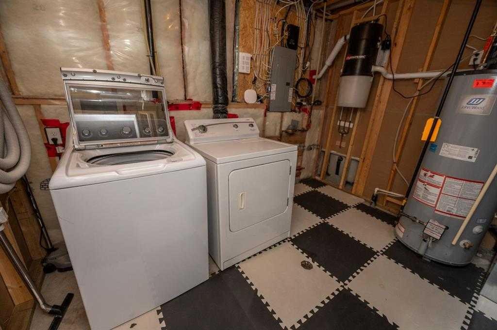 









60


Long

Close,
Red Deer,




AB
T4R3N8

