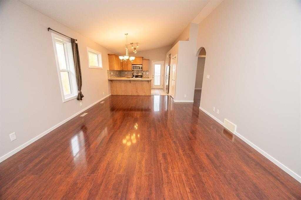 









60


Long

Close,
Red Deer,




AB
T4R3N8

