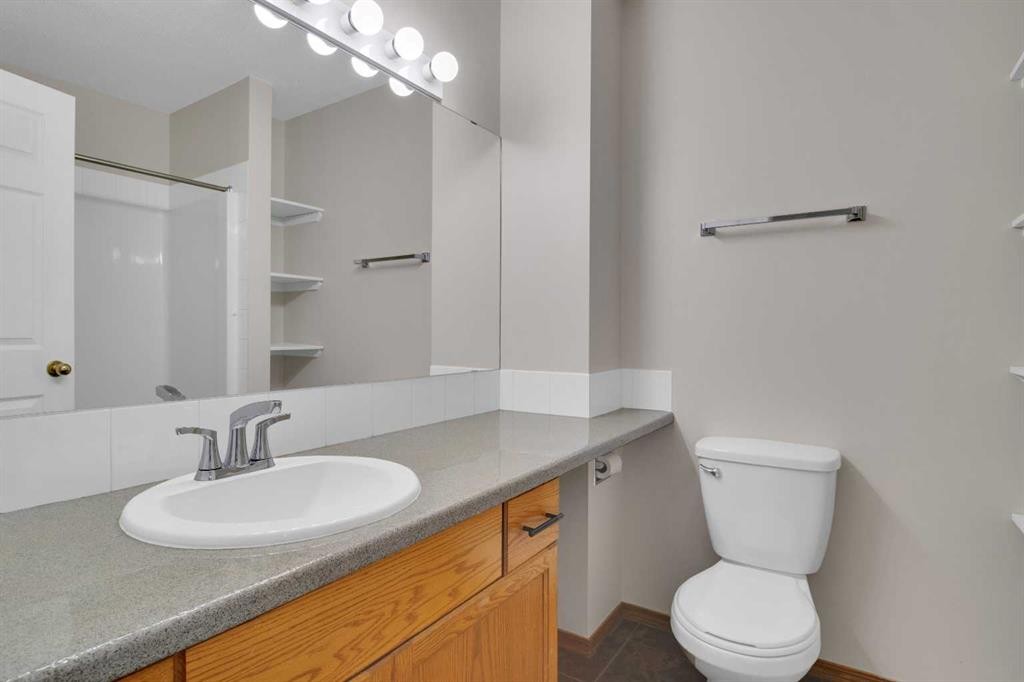









1812


26 Avenue

,
Delburne,




AB
T0M 0V0

