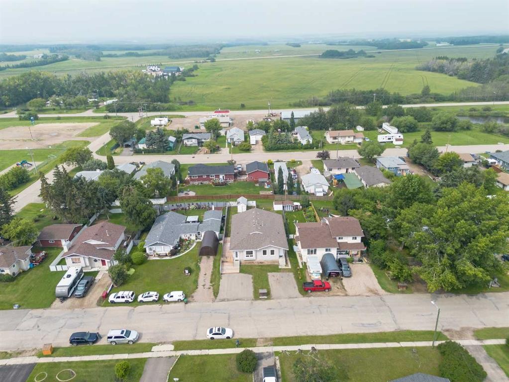 









1812


26 Avenue

,
Delburne,




AB
T0M 0V0

