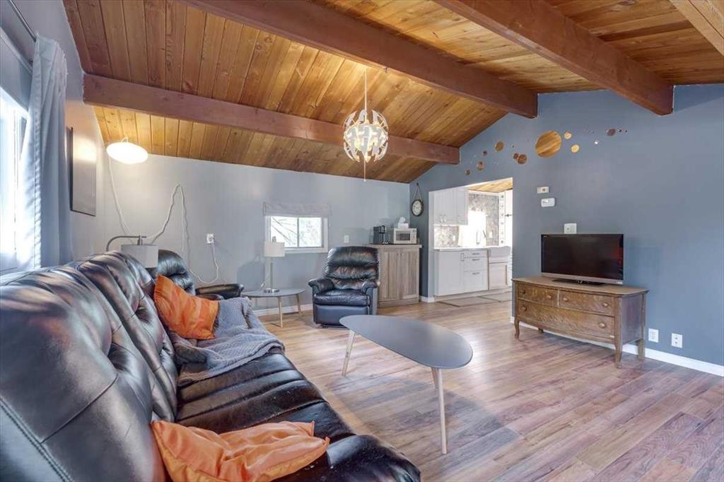 









41513


Highway 771

, 109,
Rural Lacombe County,




AB
T0C 0J0

