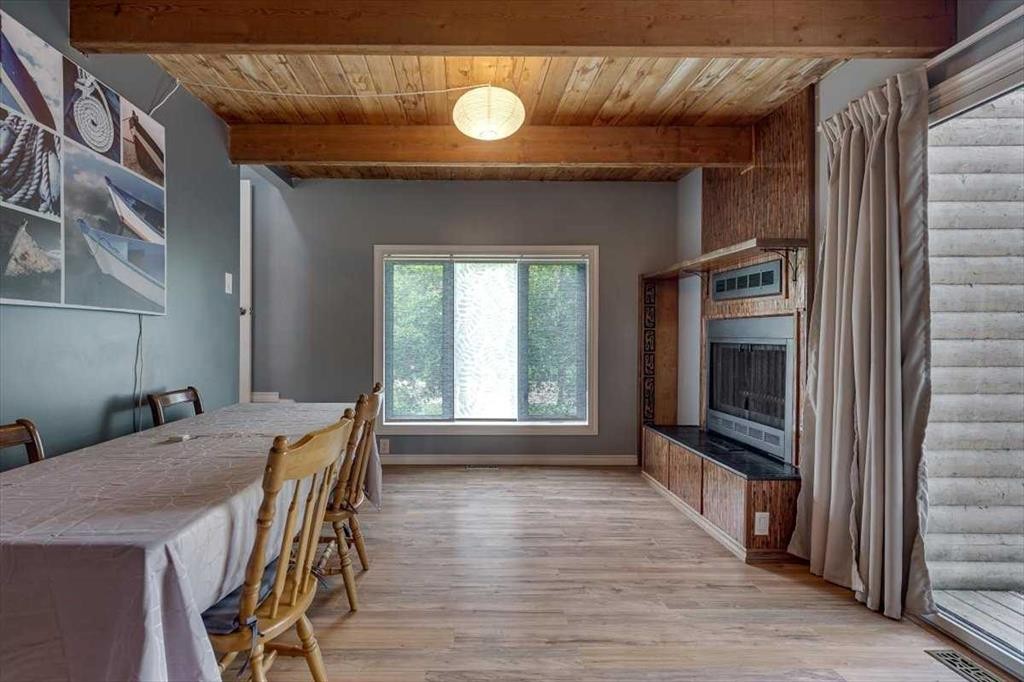 









41513


Highway 771

, 109,
Rural Lacombe County,




AB
T0C 0J0

