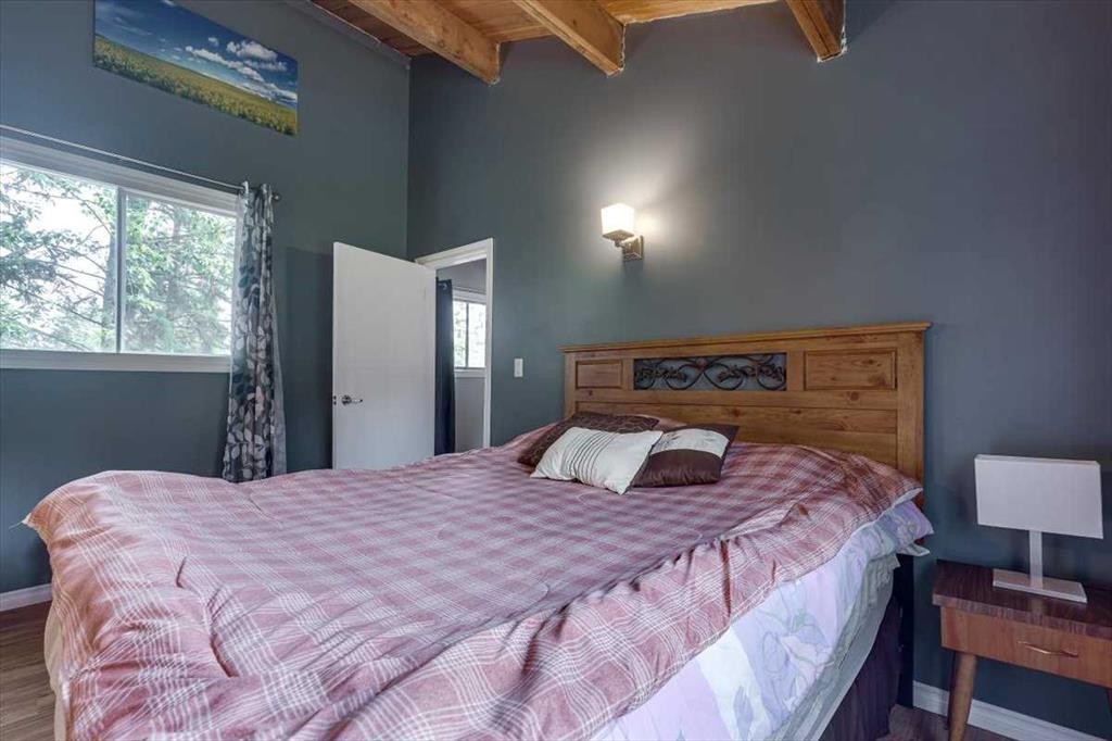 









41513


Highway 771

, 109,
Rural Lacombe County,




AB
T0C 0J0

