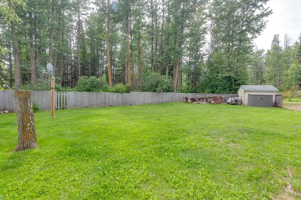









41513


Highway 771

, 109,
Rural Lacombe County,




AB
T0C 0J0

