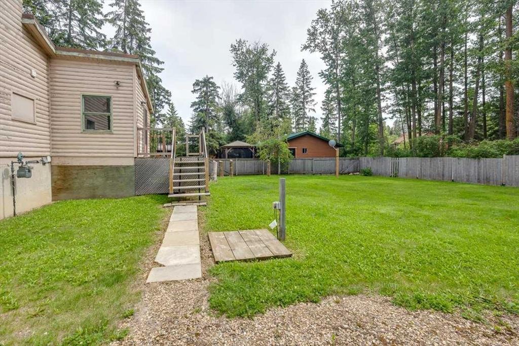 









41513


Highway 771

, 109,
Rural Lacombe County,




AB
T0C 0J0

