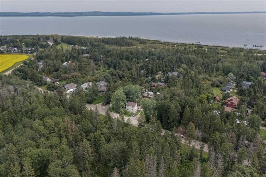 









41513


Highway 771

, 109,
Rural Lacombe County,




AB
T0C 0J0

