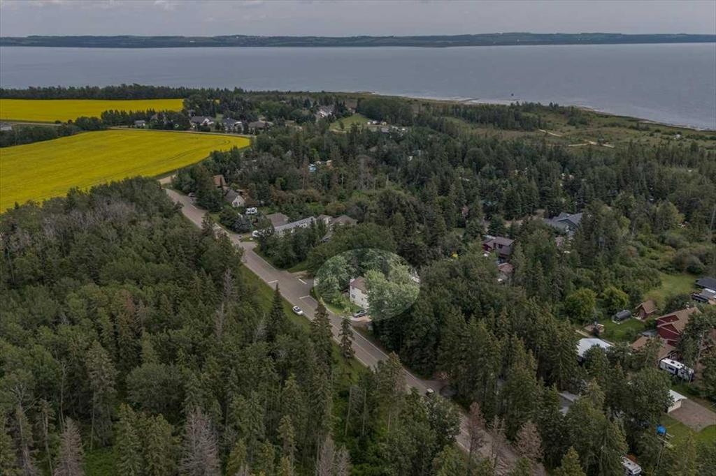 









41513


Highway 771

, 109,
Rural Lacombe County,




AB
T0C 0J0

