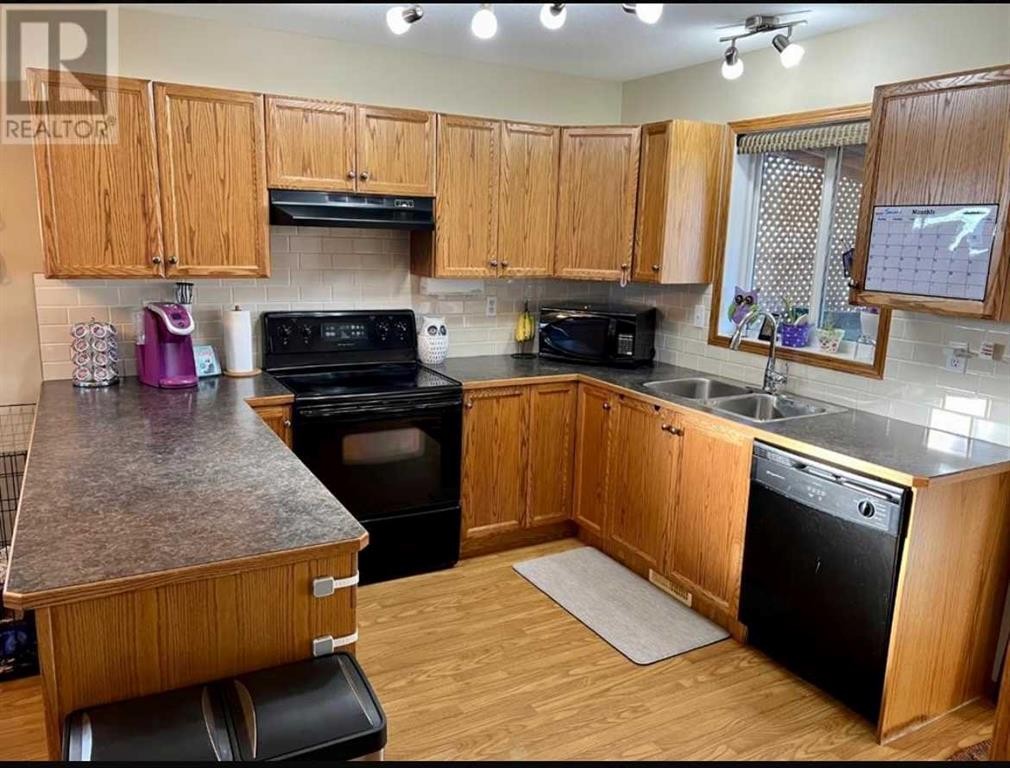 









22


Keen

Crescent,
Red Deer,




AB
T4P 3Z1

