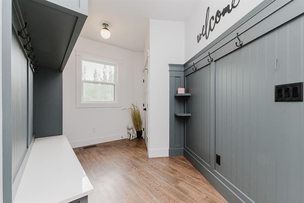 









27111


Highway 597

, 132,
Rural Lacombe County,




AB
T0M 0J0

