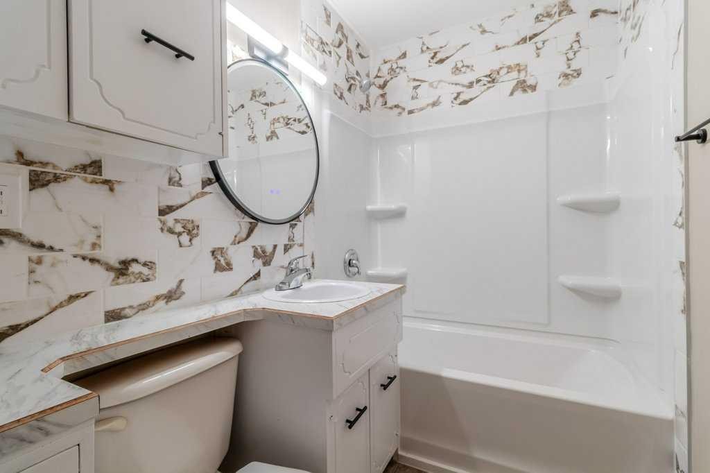 









4001


51 A

Street,
Red Deer,




AB
T4N2B2

