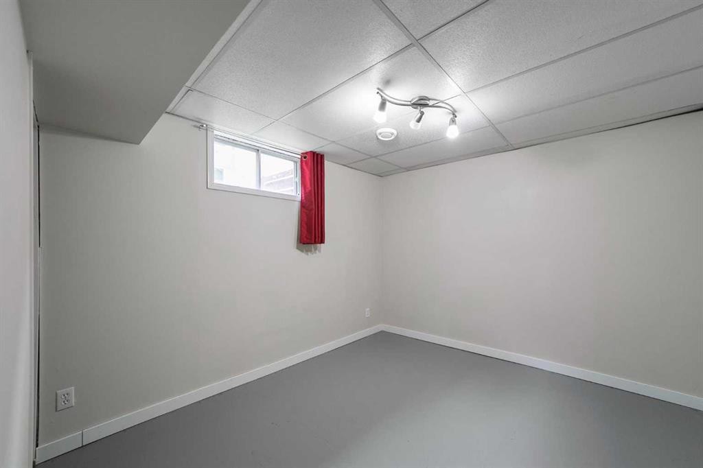 









59


Montcalm

Avenue North,
Camrose,




AB
T4V 2K9

