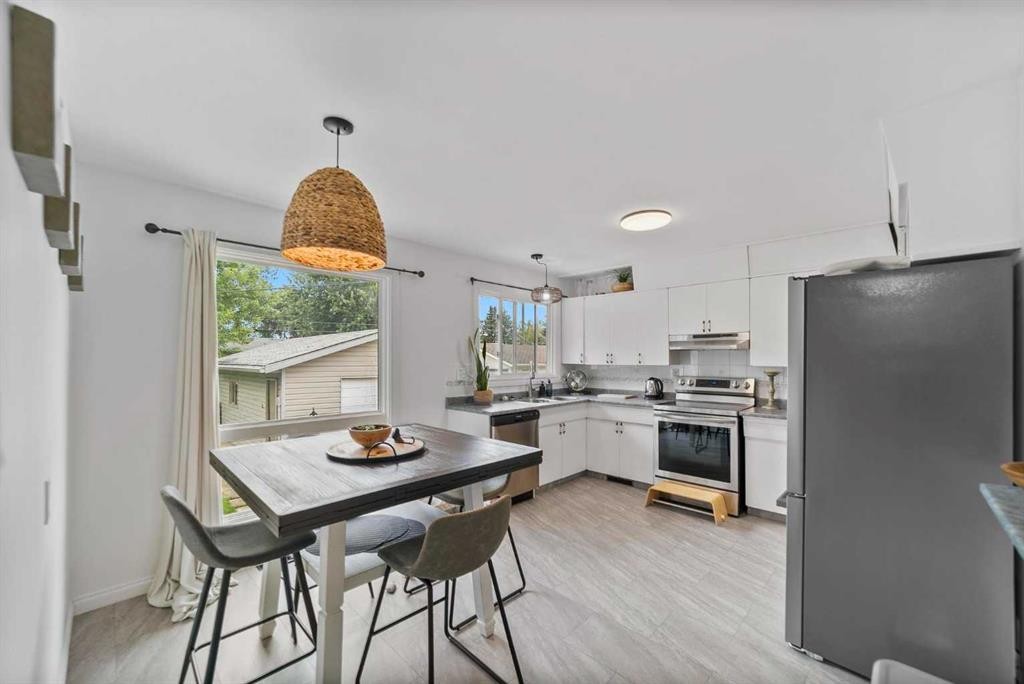 









59


Montcalm

Avenue North,
Camrose,




AB
T4V 2K9

