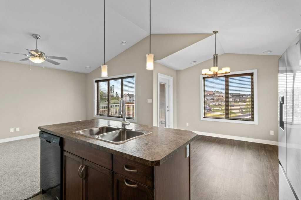 









526


Oak Street

Street,
Springbrook,




AB
T4S 0E5


