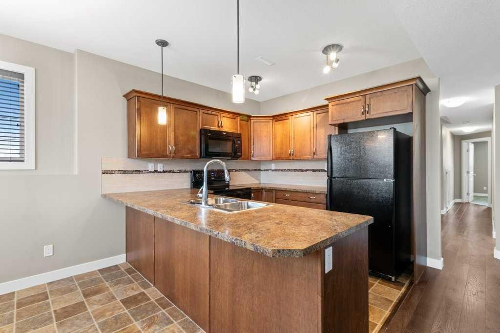 









526


Oak Street

Street,
Springbrook,




AB
T4S 0E5

