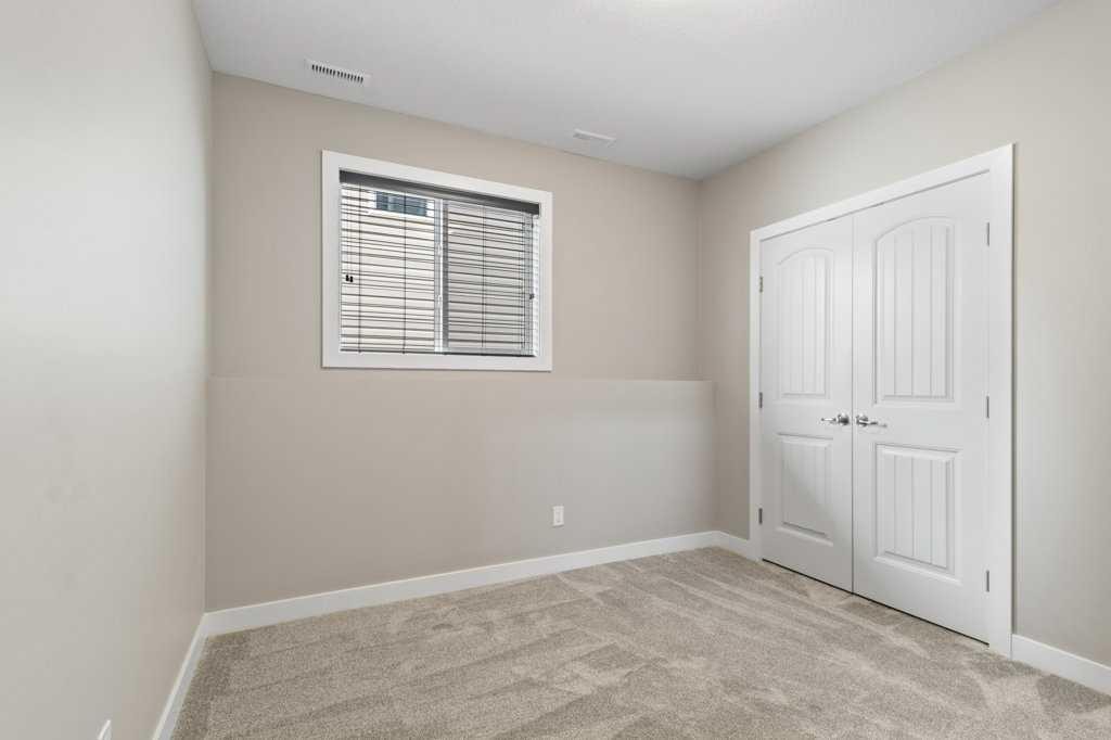 









526


Oak Street

Street,
Springbrook,




AB
T4S 0E5

