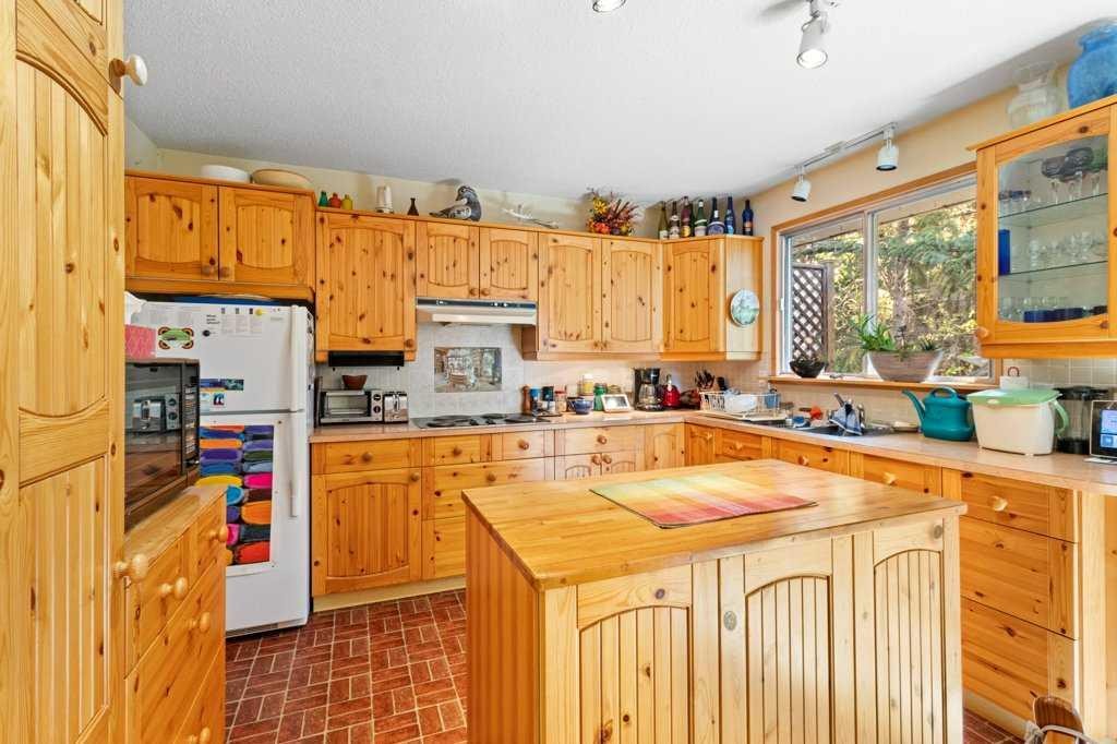 









49


Pamely

Avenue,
Red Deer,




AB
T4P 1L2

