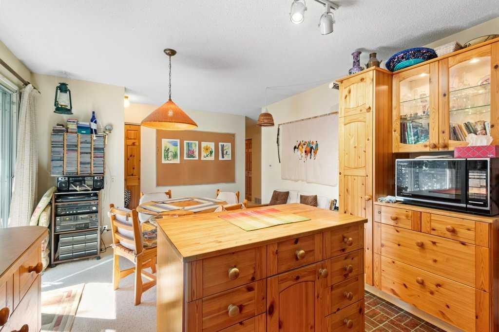 









49


Pamely

Avenue,
Red Deer,




AB
T4P 1L2

