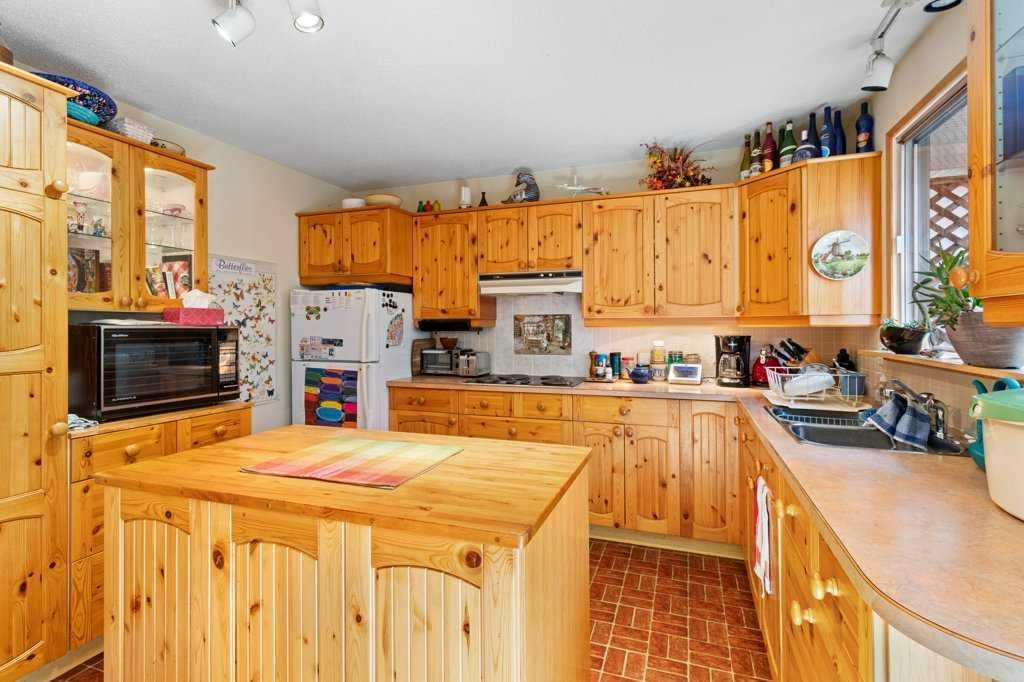 









49


Pamely

Avenue,
Red Deer,




AB
T4P 1L2

