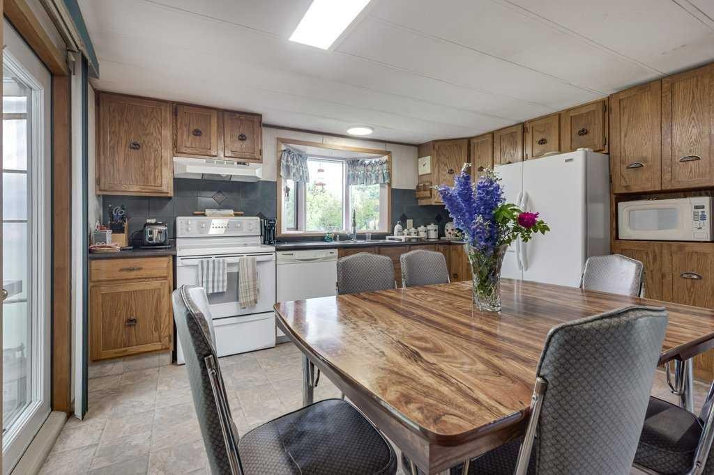 









364065


Range Road 5-1

,
Rural Clearwater County,




AB
T0M 0M0

