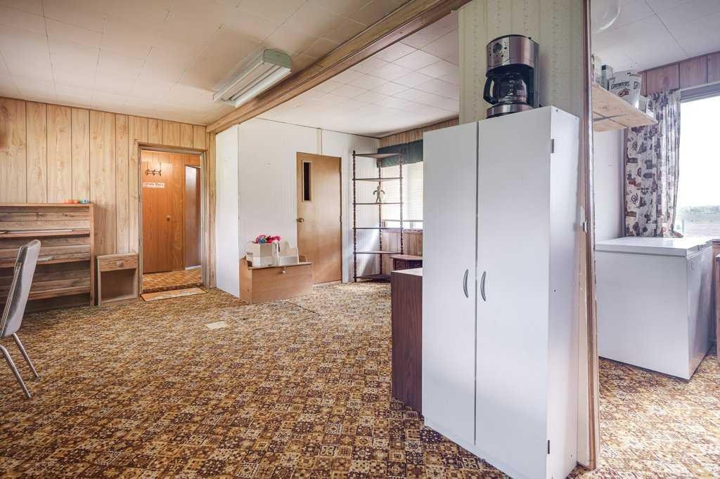 









364065


Range Road 5-1

,
Rural Clearwater County,




AB
T0M 0M0

