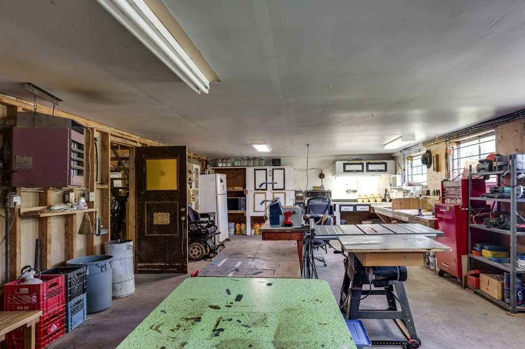 









364065


Range Road 5-1

,
Rural Clearwater County,




AB
T0M 0M0

