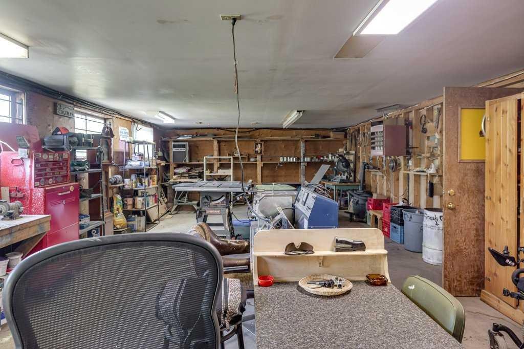 









364065


Range Road 5-1

,
Rural Clearwater County,




AB
T0M 0M0

