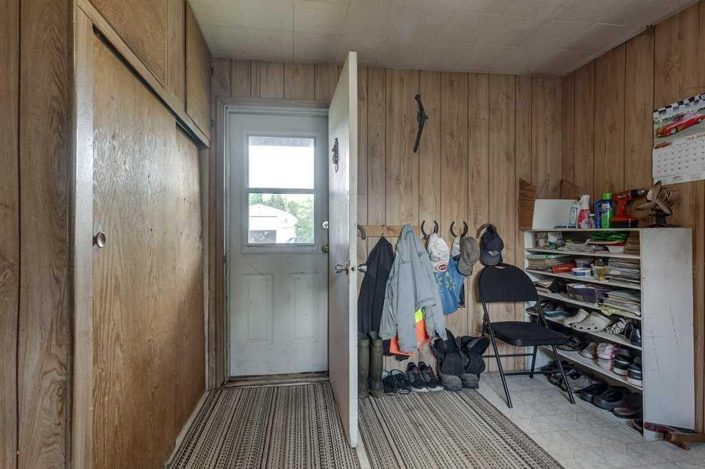 









364065


Range Road 5-1

,
Rural Clearwater County,




AB
T0M 0M0

