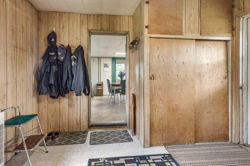 









364065


Range Road 5-1

,
Rural Clearwater County,




AB
T0M 0M0


