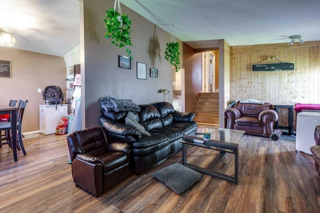 









36258


Range Road 275

,
Rural Red Deer County,




AB
T4S 2L9

