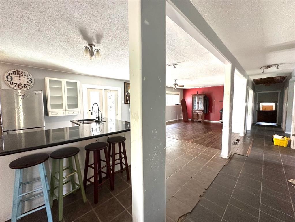 









400


Strom Street

,
Heisler,




AB
T0B2A0

