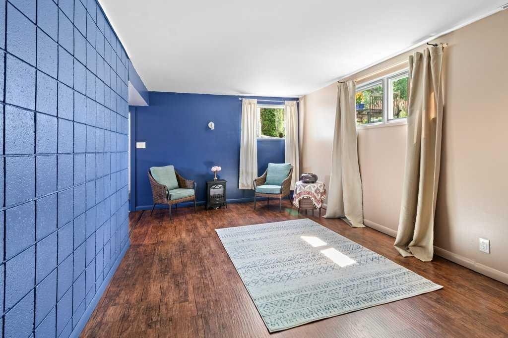 









3734


46

Street,
Red Deer,




AB
T4N 1L6

