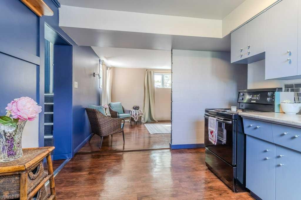 









3734


46

Street,
Red Deer,




AB
T4N 1L6

