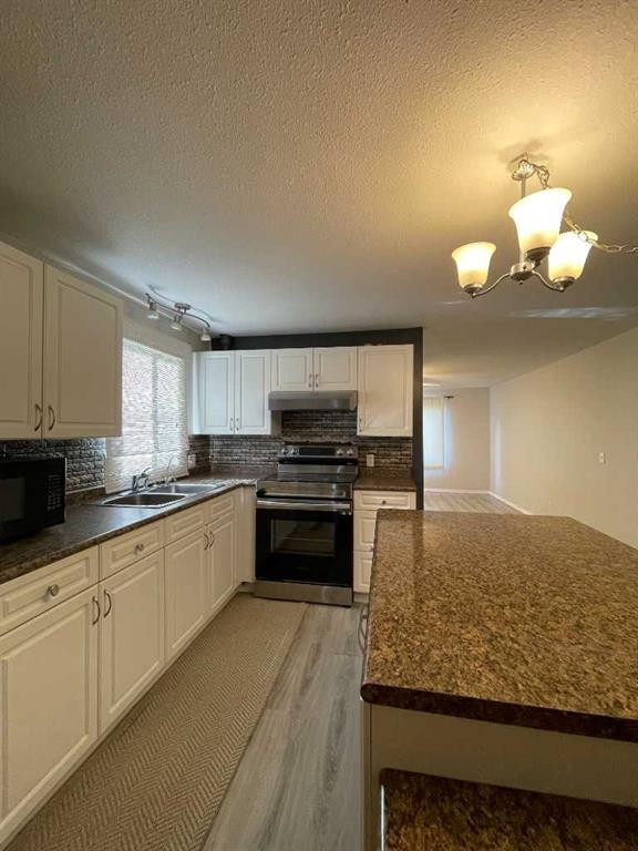 









202


Railway

Avenue,
Veteran,




AB
T0C 2S0

