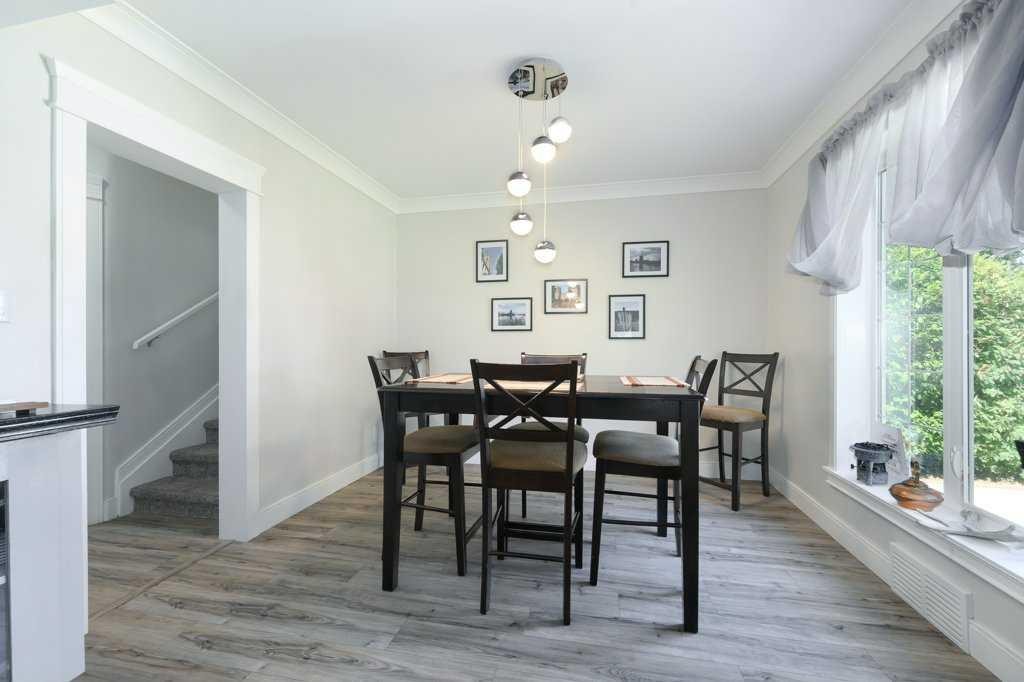 









5238


52

Street,
Lacombe,




AB
T4L 1B8

