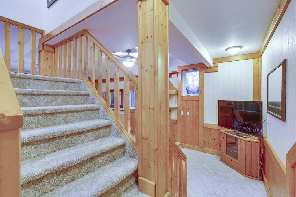 









4918


53 Avenue

Close,
Innisfail,




AB
T4G 1W1

