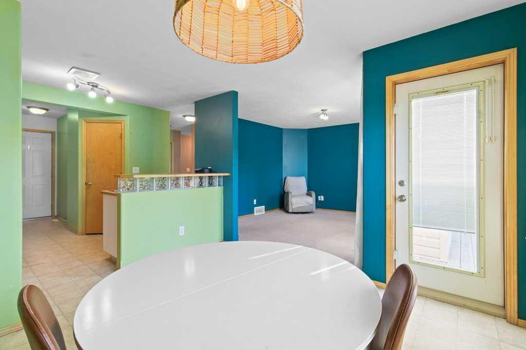 









24


Amlee

Close,
Red Deer,




AB
T4R3G2

