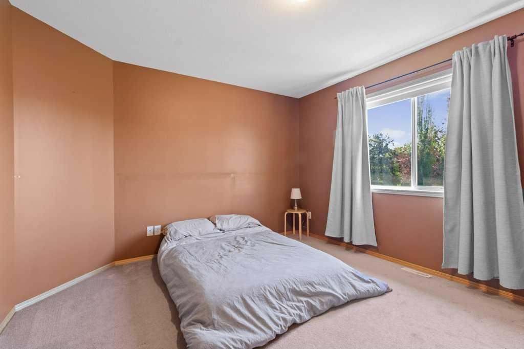 









24


Amlee

Close,
Red Deer,




AB
T4R3G2

