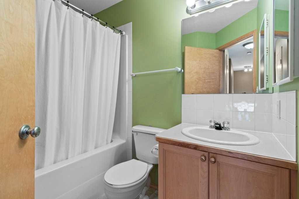 









24


Amlee

Close,
Red Deer,




AB
T4R3G2

