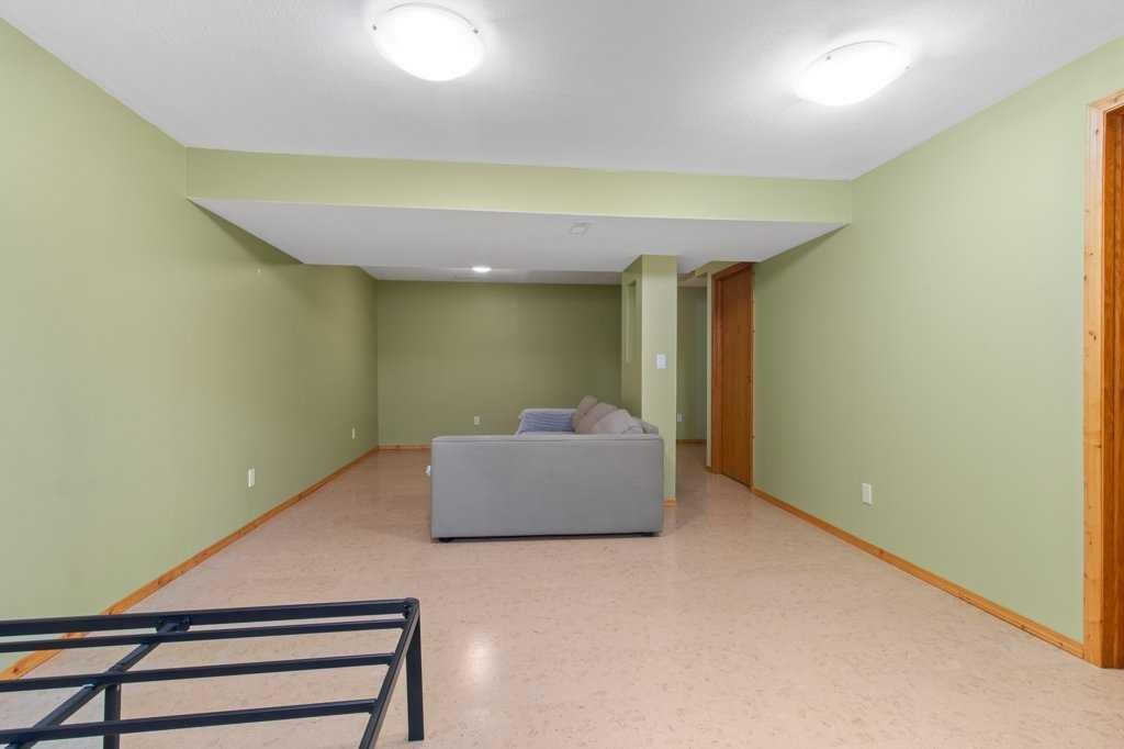 









24


Amlee

Close,
Red Deer,




AB
T4R3G2

