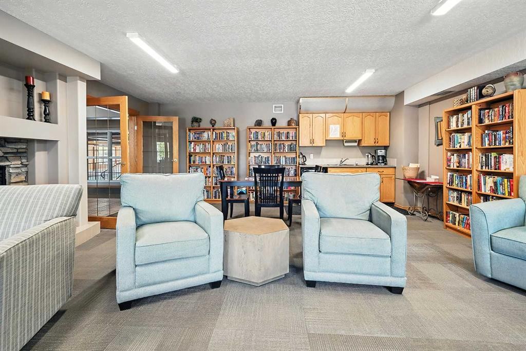 









4805


45

Street, 404,
Red Deer,




AB
T4N 7A9

