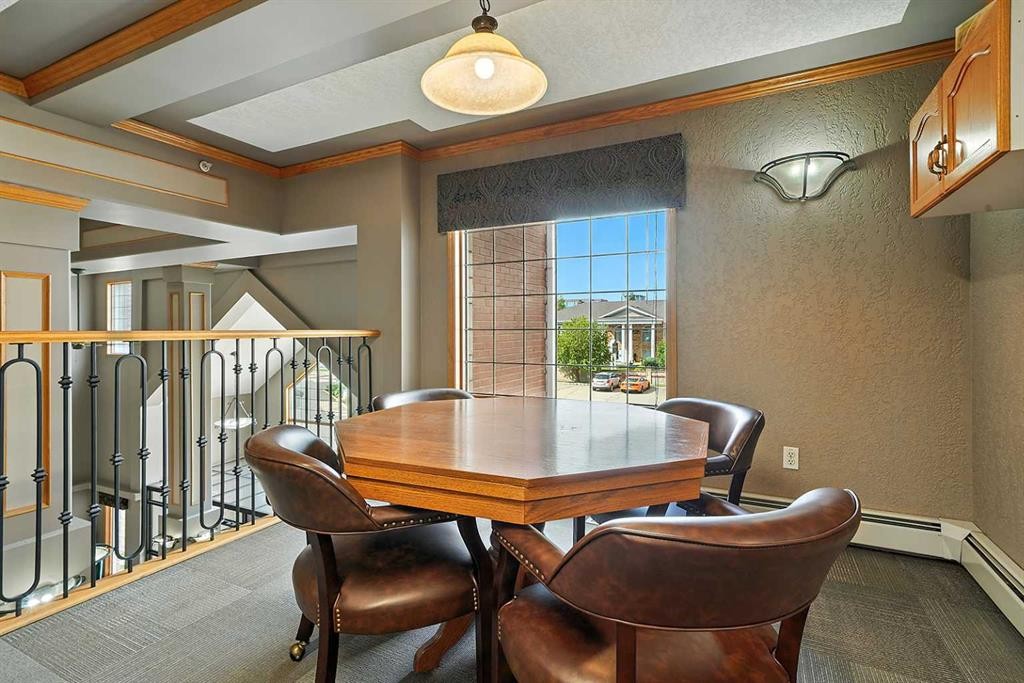 









4805


45

Street, 404,
Red Deer,




AB
T4N 7A9

