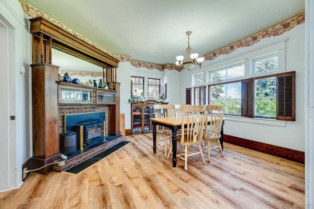 









5406


C + E

Trail,
Lacombe,




AB
T4L 1L5

