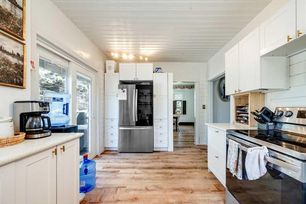 









5406


C + E

Trail,
Lacombe,




AB
T4L 1L5

