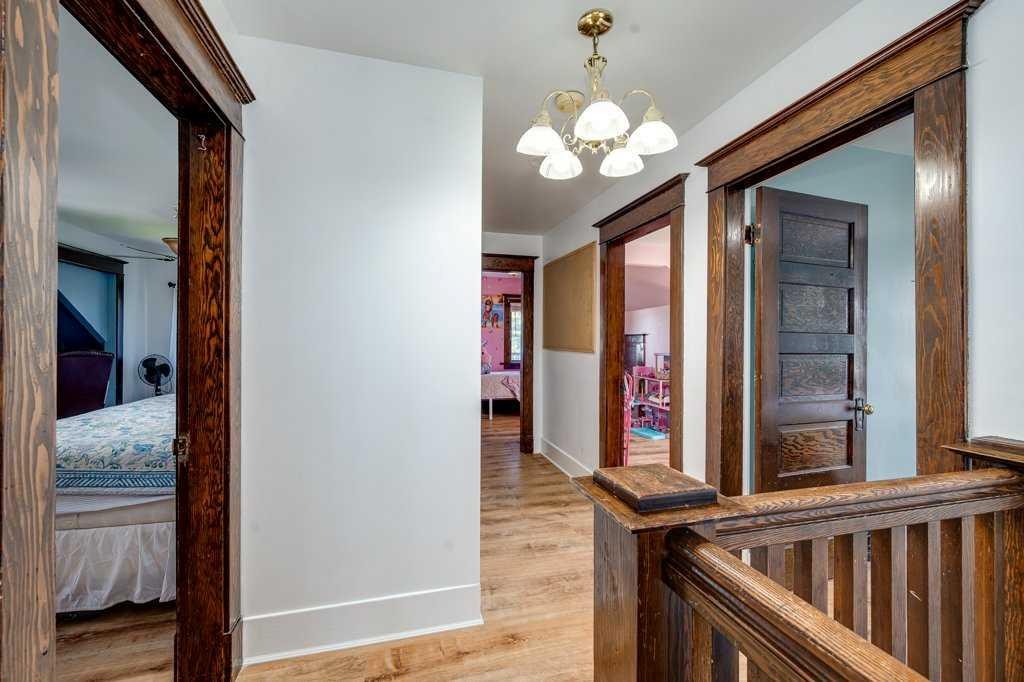 









5406


C + E

Trail,
Lacombe,




AB
T4L 1L5

