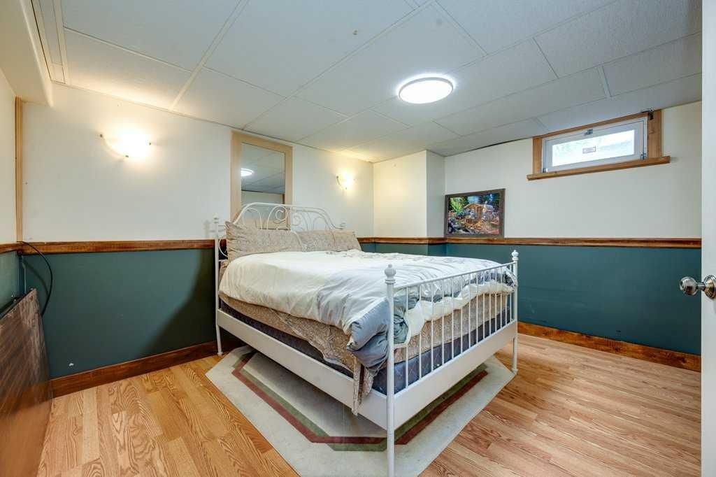 









5406


C + E

Trail,
Lacombe,




AB
T4L 1L5

