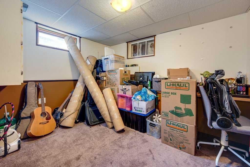 









5406


C + E

Trail,
Lacombe,




AB
T4L 1L5

