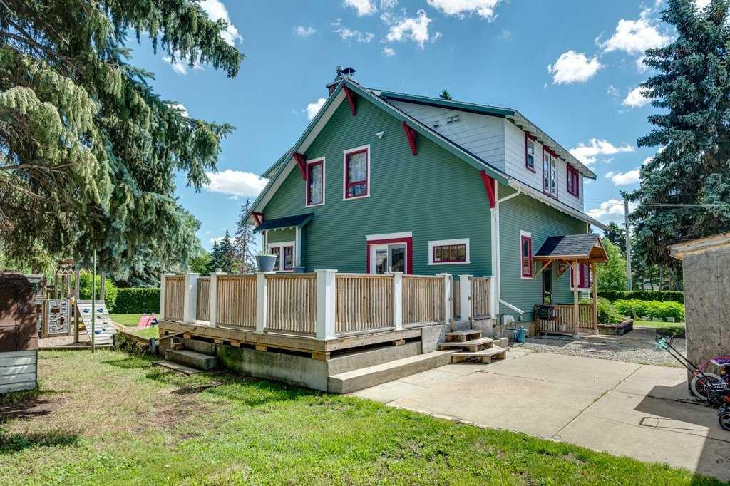 









5406


C + E

Trail,
Lacombe,




AB
T4L 1L5

